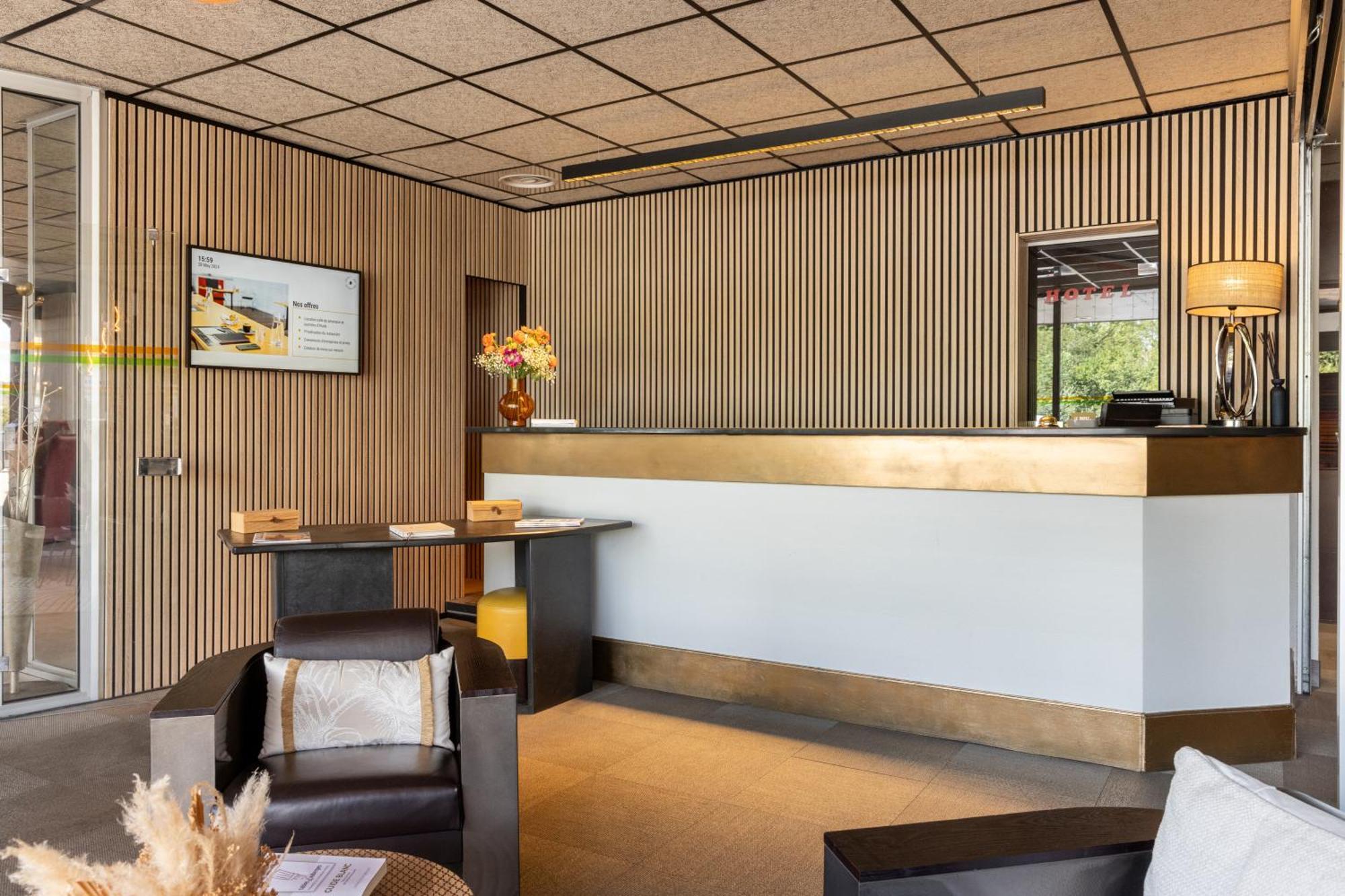 Le Trefle Hotel Portet-sur-Garonne Buitenkant foto